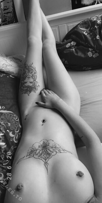 Full leaked Lamuriella private onlyfans photo