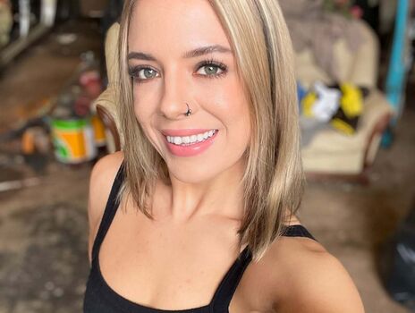 Full leaked Lana analise page private onlyfans photo