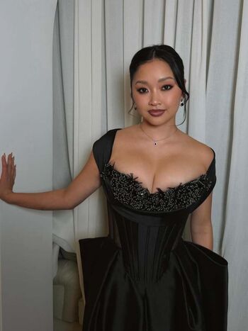 Full leaked Lana condor page private onlyfans photo