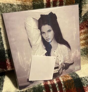 Full leaked Lanadelrey private onlyfans photo