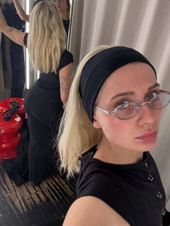 Full leaked Lapannyyy private onlyfans photo