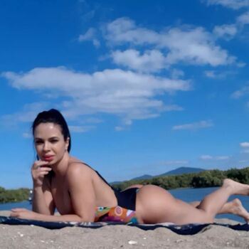 Full leaked Lara brunnquell private onlyfans photo