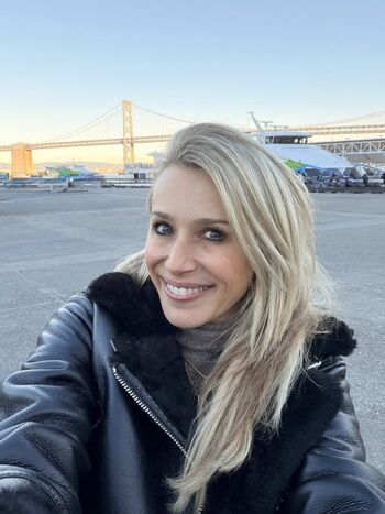 Full leaked Lara lewington private onlyfans photo