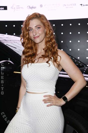 Full leaked Lara loft private onlyfans photo