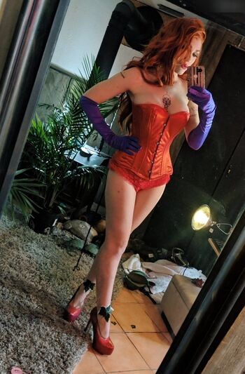 Full leaked Lara loxley private onlyfans photo