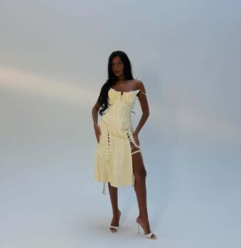 LARA RAJ / lararajj (member of KATSEYE)