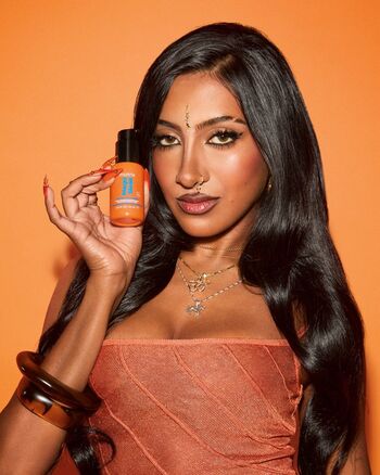 Full leaked Lara raj private onlyfans photo