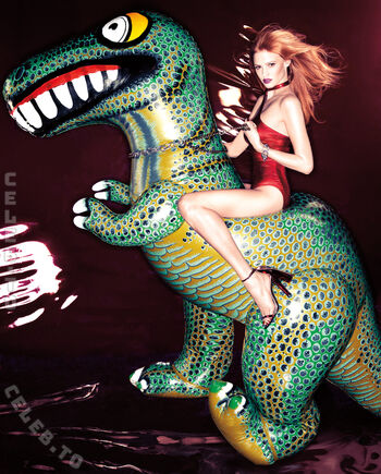 Full leaked Lara stone page private onlyfans photo