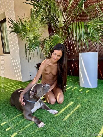 Full leaked Lara sweet private onlyfans photo