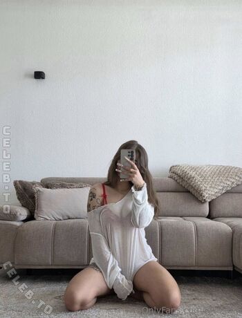 Full leaked Lara uth page private onlyfans photo