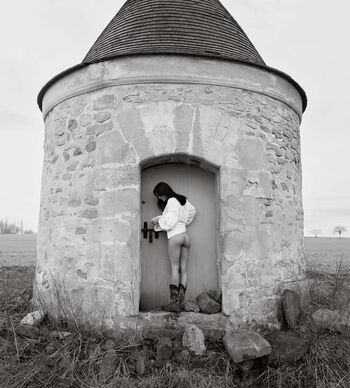 Lara Valentina Mountain