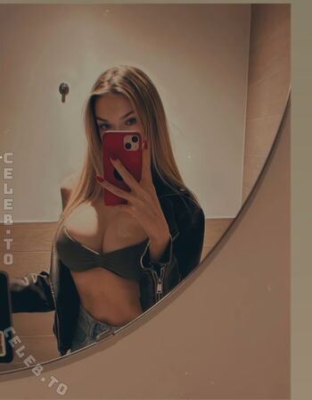 Full leaked Laraa private onlyfans photo