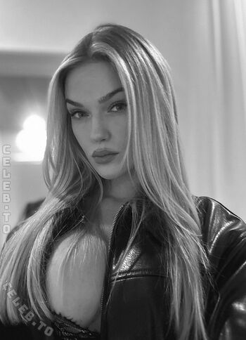 Full leaked Laraa private onlyfans photo