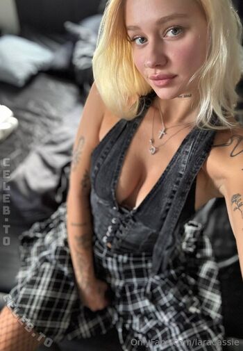 Full leaked Laracassie page private onlyfans photo