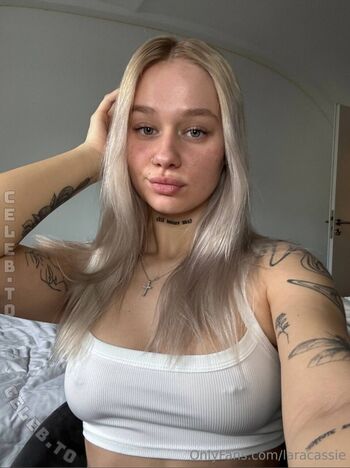 Full leaked Laracassie private onlyfans photo