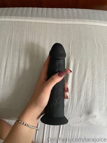 Full leaked Larajuice private onlyfans photo