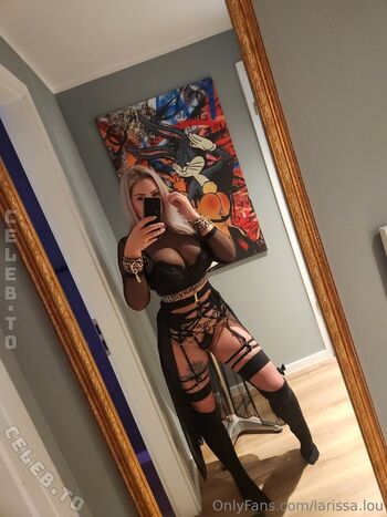 Full leaked Larissa lou  page private onlyfans photo