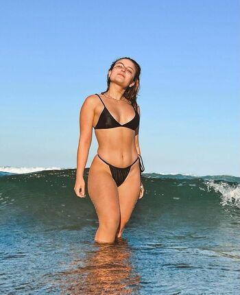 Full leaked Larissa manoela private onlyfans photo