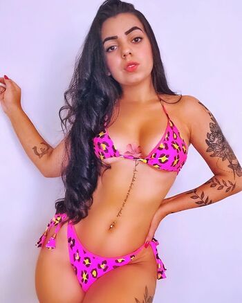 Full leaked Laryrztt private onlyfans photo