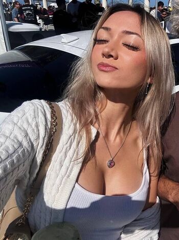 Full leaked Laselyii page private onlyfans photo