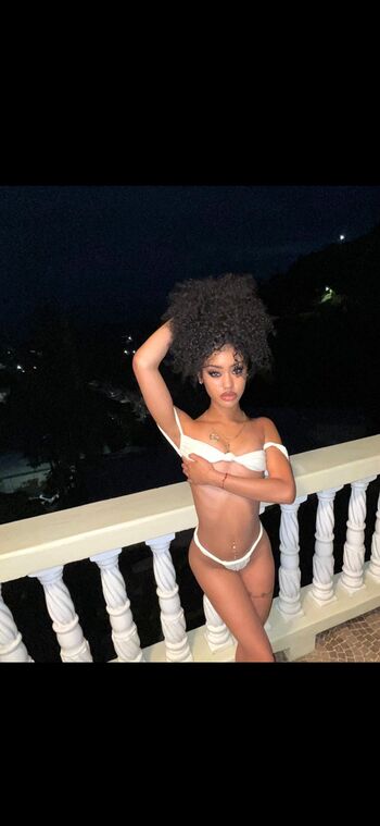 Full leaked Lashaeamani private onlyfans photo