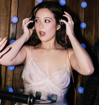 Full leaked Laufey lin page private onlyfans photo