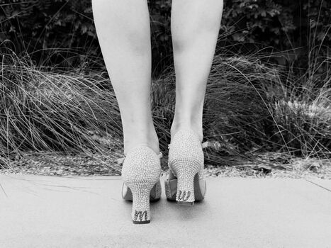 Full leaked Laufey lin private onlyfans photo