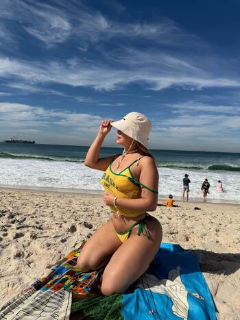 Full leaked Laura buitrago private onlyfans photo