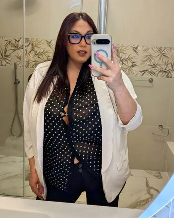 Full leaked Laura chiaramonte private onlyfans photo