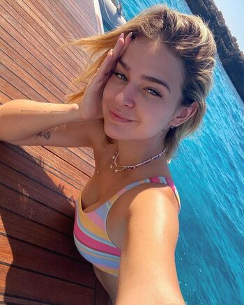 Full leaked Laura escanes private onlyfans photo