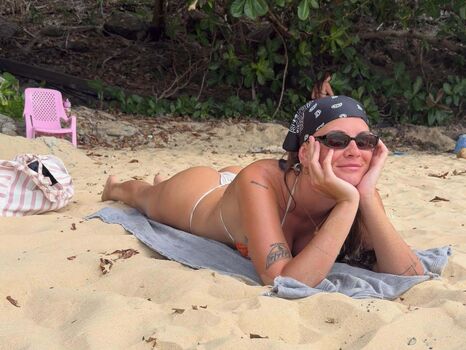 Full leaked Laura giurcanu private onlyfans photo