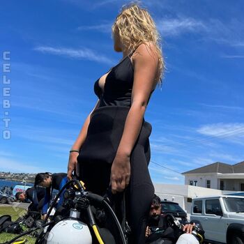 Full leaked Laura mae private onlyfans photo