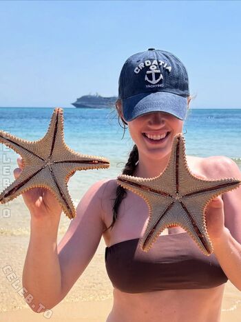 Full leaked Laura mae private onlyfans photo