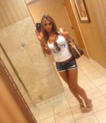 Full leaked Laura michelle prestin page private onlyfans photo