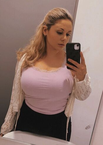 Full leaked Laura orlando private onlyfans photo