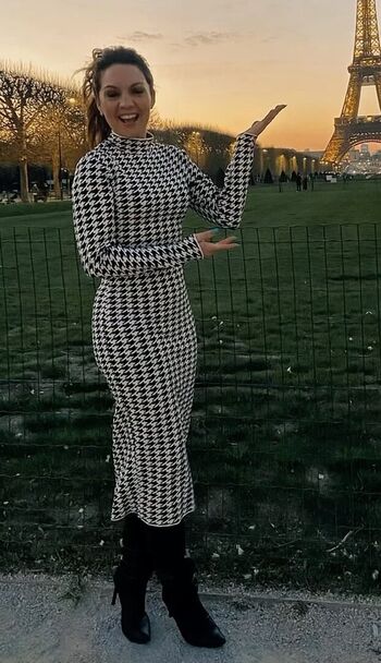 Full leaked Laura tobin private onlyfans photo