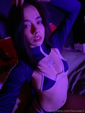 Full leaked Lauraac private onlyfans photo