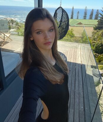 Full leaked Laurafermann private onlyfans photo