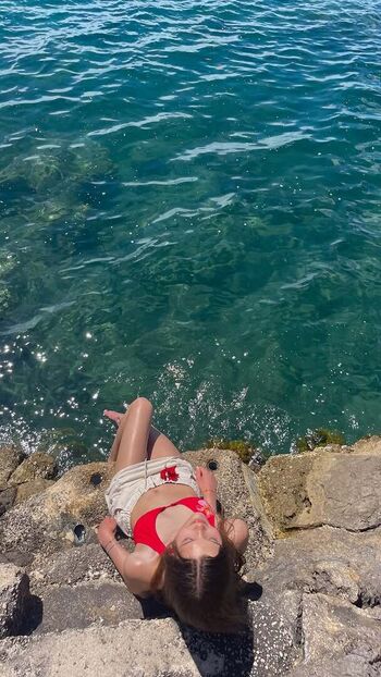 Full leaked Laurafermann private onlyfans photo