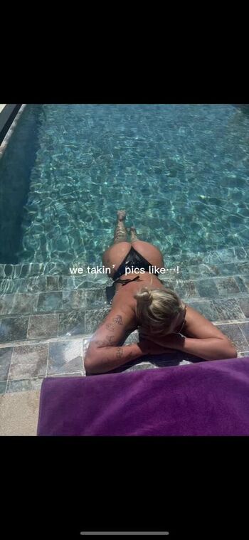 Full leaked Laurajmclean private onlyfans photo