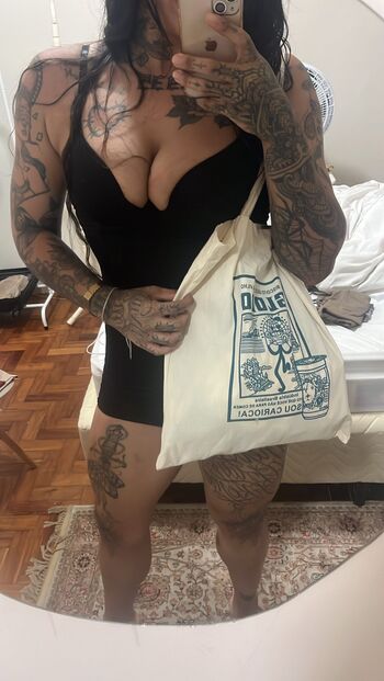 Full leaked Lauralopx private onlyfans photo