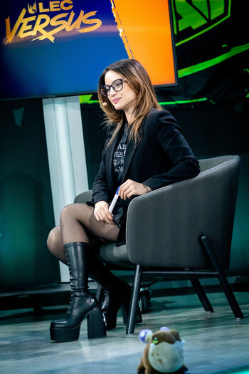 Full leaked Laure valee page private onlyfans photo