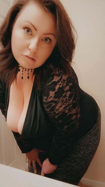 Full leaked Laurelmelodies private onlyfans photo