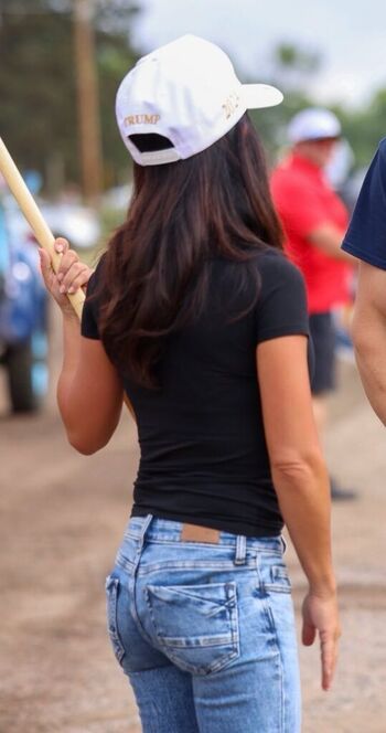 Full leaked Lauren boebert private onlyfans photo