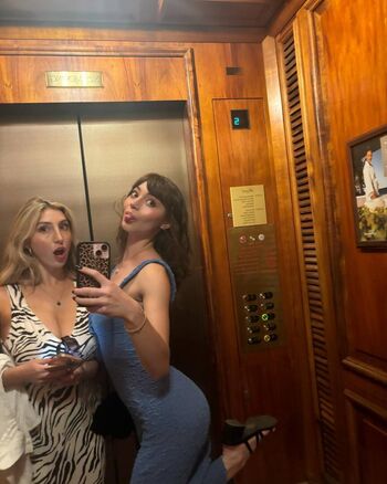 Full leaked Lauren donzis page private onlyfans photo