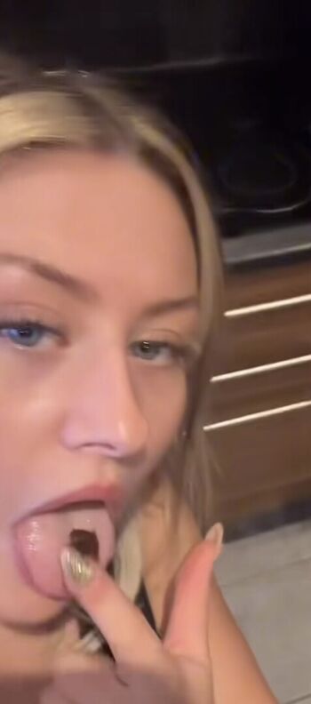 Full leaked Lauren duffy private onlyfans photo