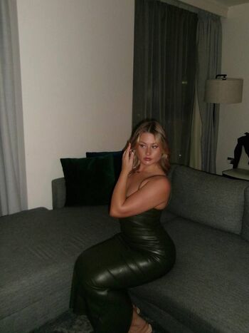 Full leaked Lauren duffy private onlyfans photo