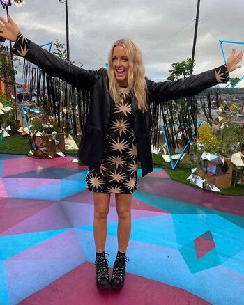 Full leaked Lauren laverne private onlyfans photo