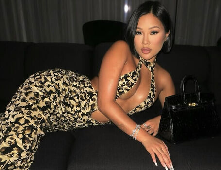 Full leaked Lauren luo page private onlyfans photo