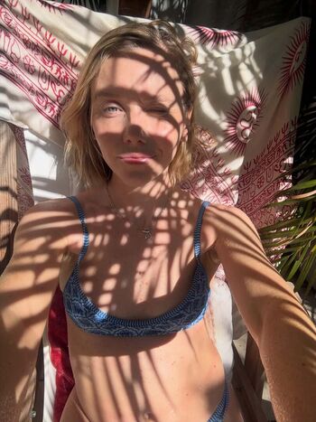Full leaked Lauren lyle private onlyfans photo